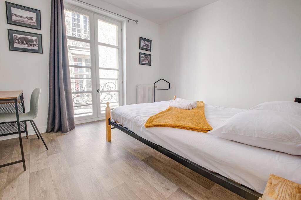 Famille Au Coeur De Perigueux Apartment Luaran gambar