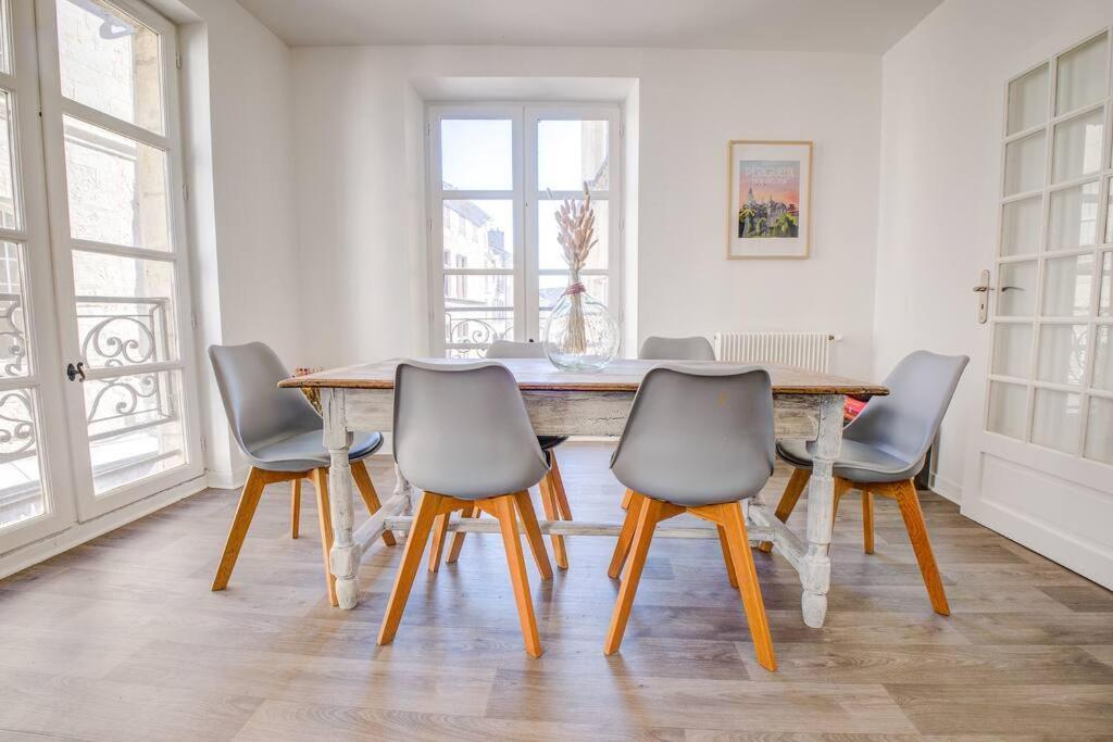 Famille Au Coeur De Perigueux Apartment Luaran gambar